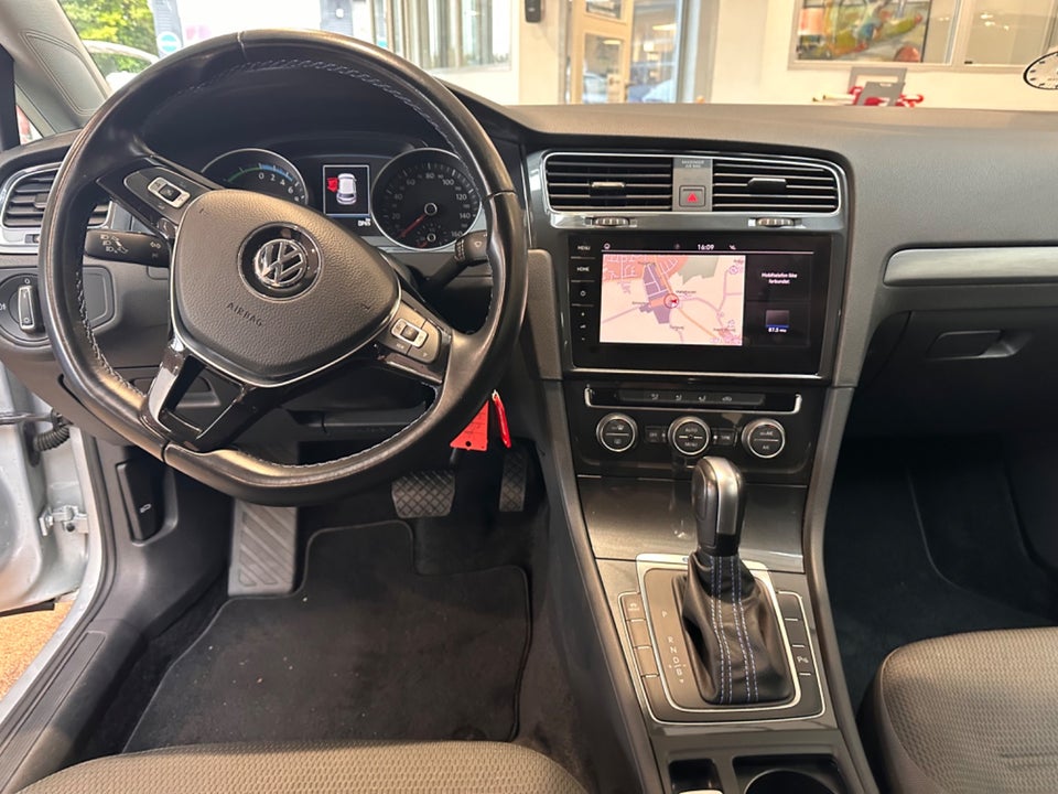 VW e-Golf VII 5d