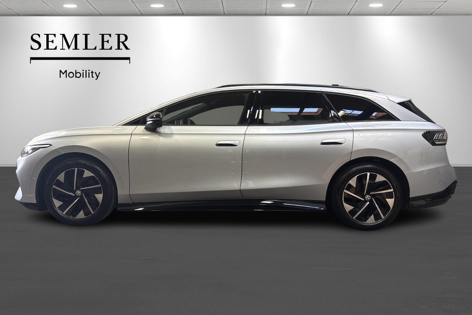 VW ID.7 77 Style+ Tourer 5d