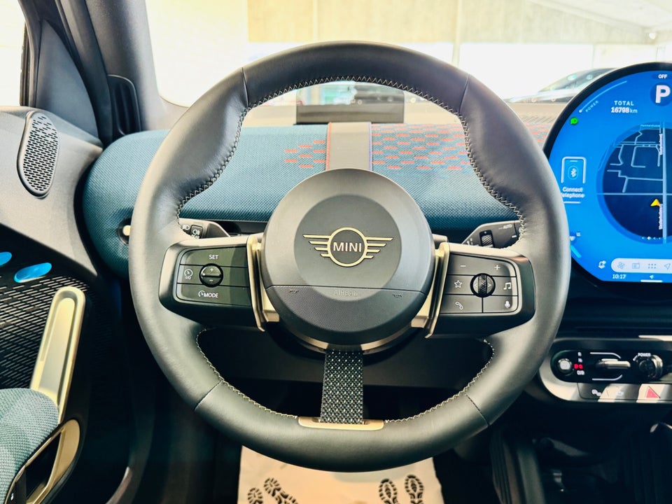 MINI Aceman SE Favoured Trim M 5d
