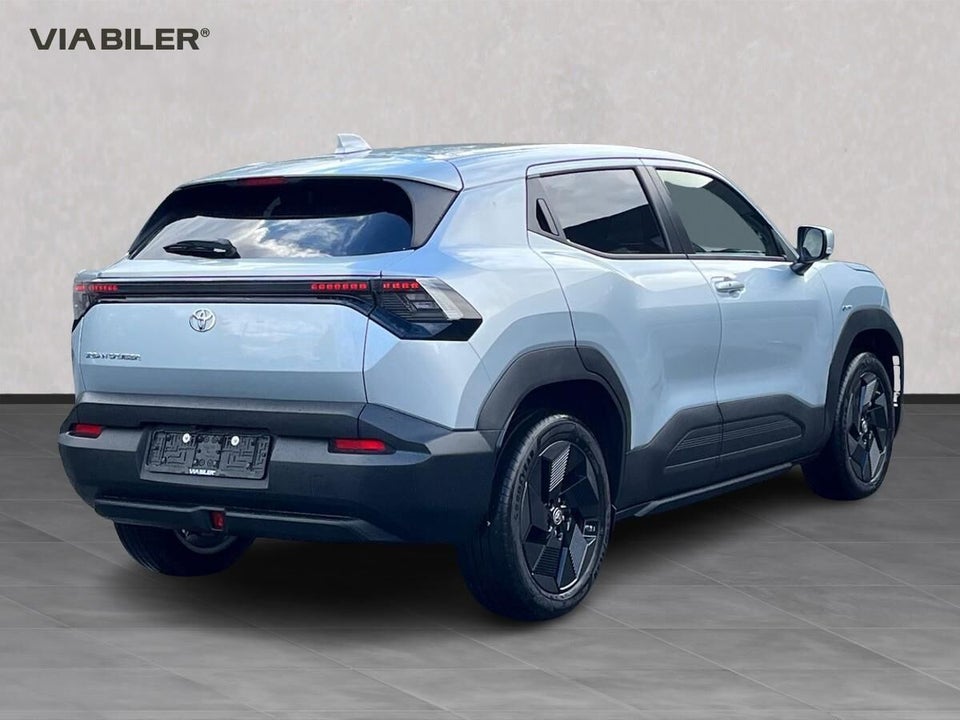 Toyota Urban Cruiser 61 Active 5d