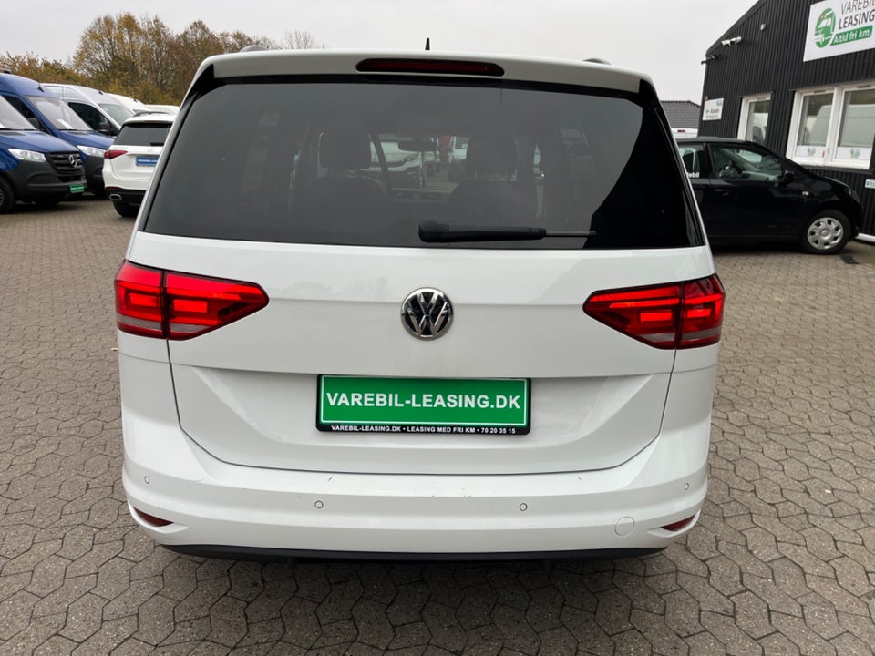 VW Touran 2,0 TDi 115 Highline DSG Van 5d