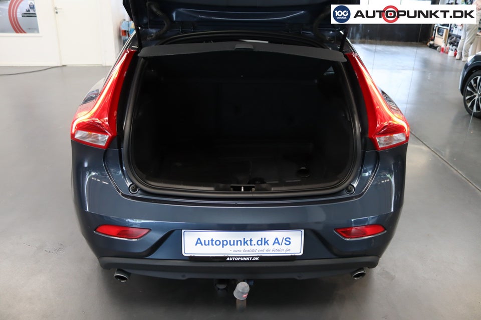 Volvo V40 1,5 T3 152 Dynamic Edition aut. 5d