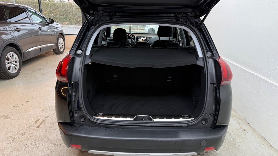 Peugeot 2008 1,2 e-THP 110 Allure 5d