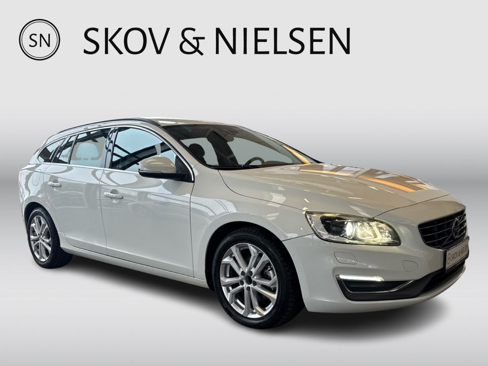 Volvo V60 2,0 D4 181 Momentum Drive-E 5d