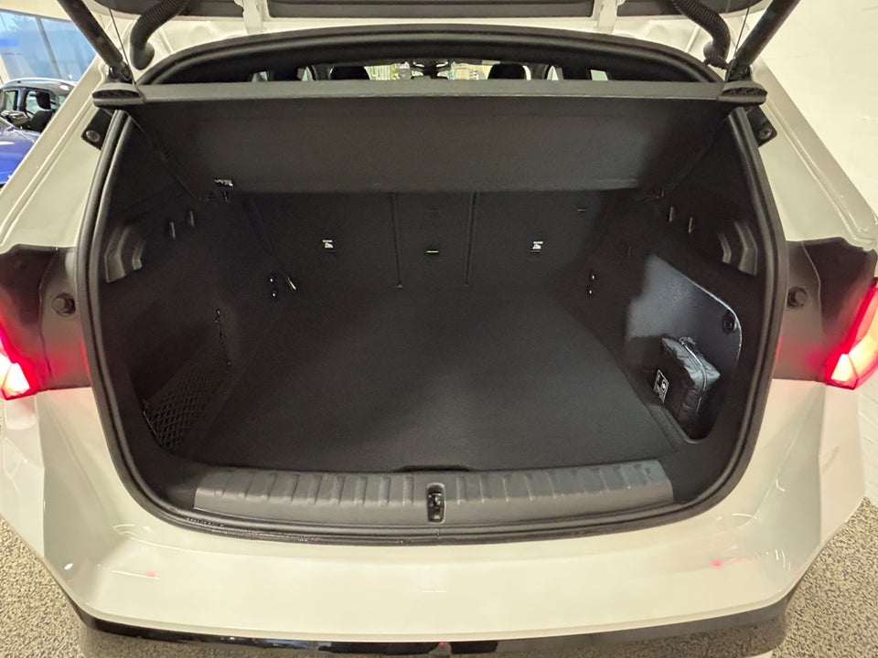 BMW iX1 xDrive30 Fully Charged M-Sport 5d