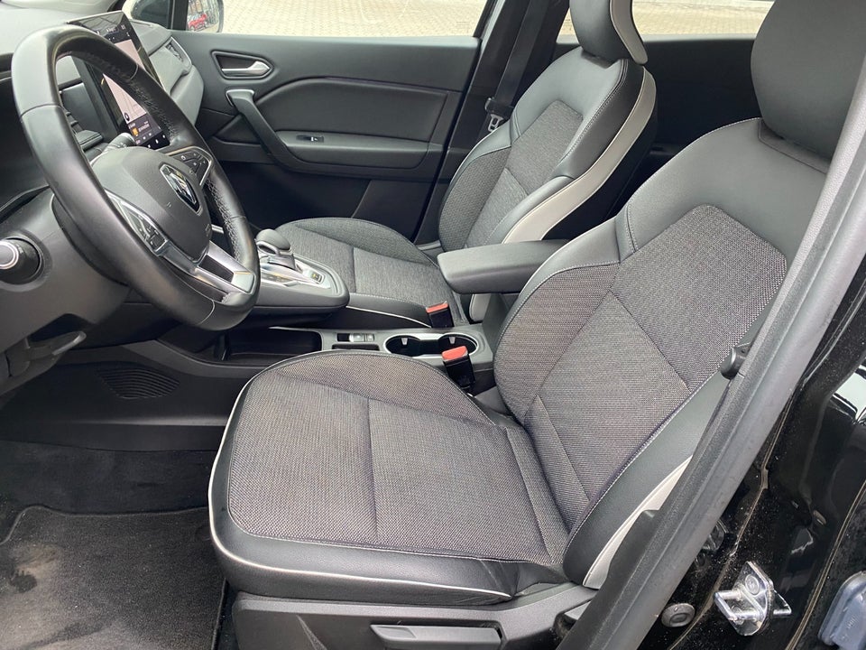 Renault Captur 1,6 E-Tech Intens 5d