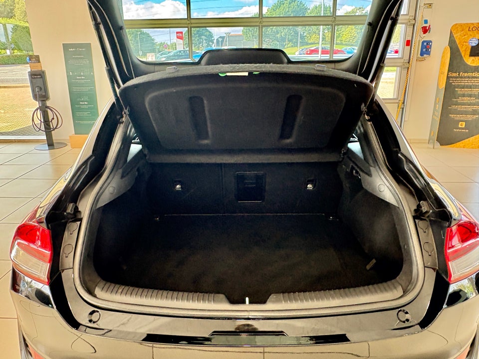 Hyundai i30 1,0 T-GDi Premium Fastback 5d