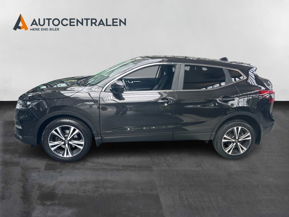 Nissan Qashqai 1,3 Dig-T 160 N-Connecta 5d