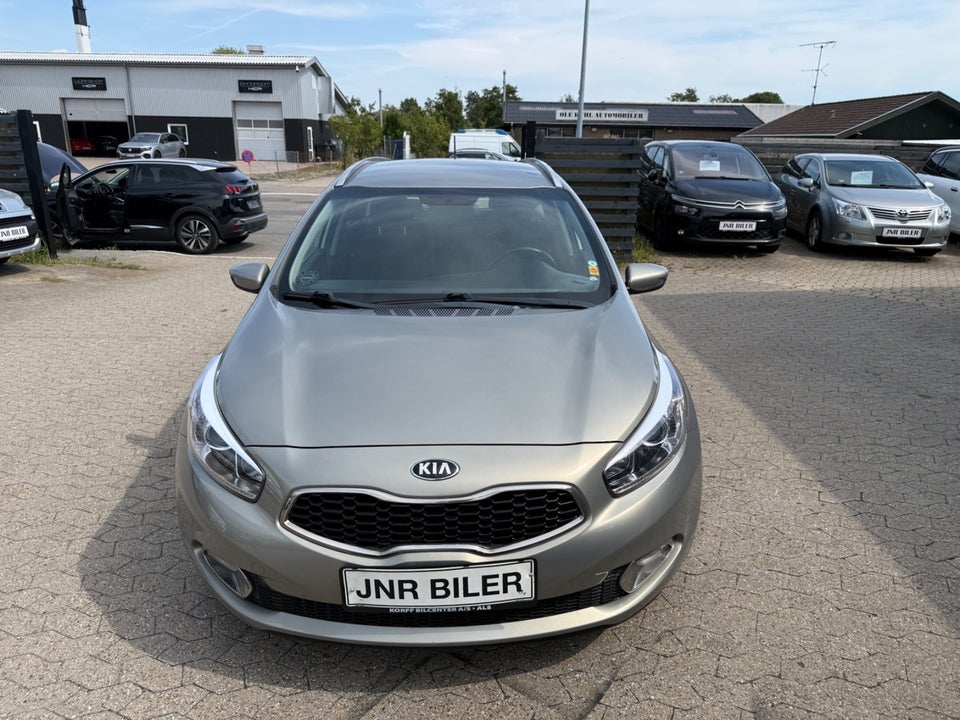 Kia Ceed 1,6 CRDi 128 Active SW 5d