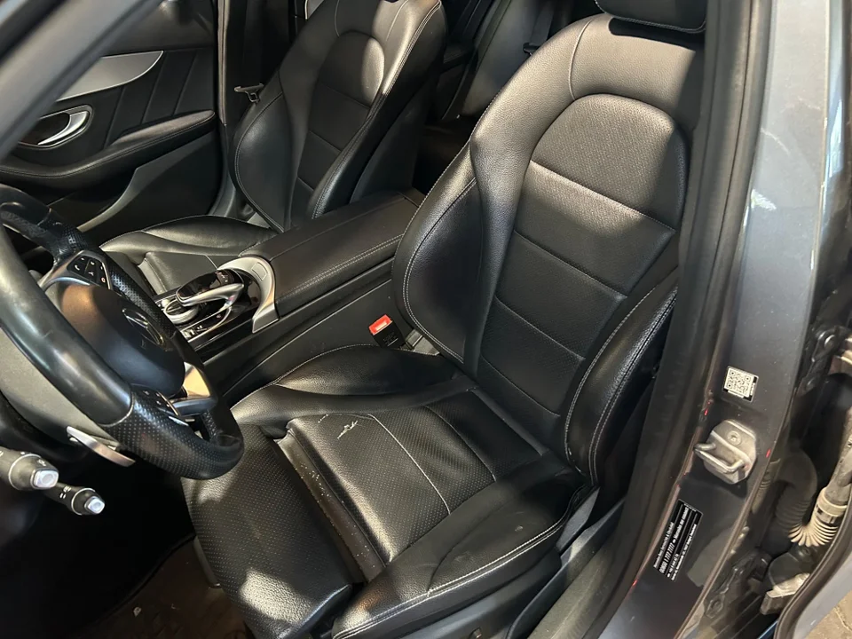 Mercedes C220 d 2,2 AMG Line stc. aut. 5d