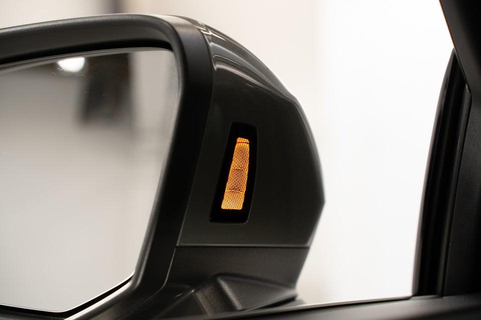 Audi Q3 45 TFSi e Attitude plus S-tr. 5d