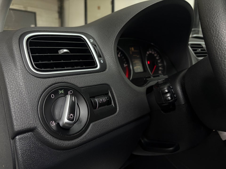 VW Polo 1,6 TDi 90 Comfortline 5d