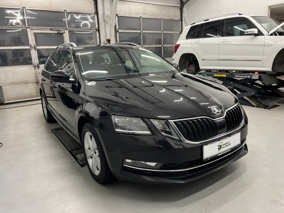 Skoda Octavia 2,0 TDi 150 Business Line+ Dynamic Combi DSG 5d