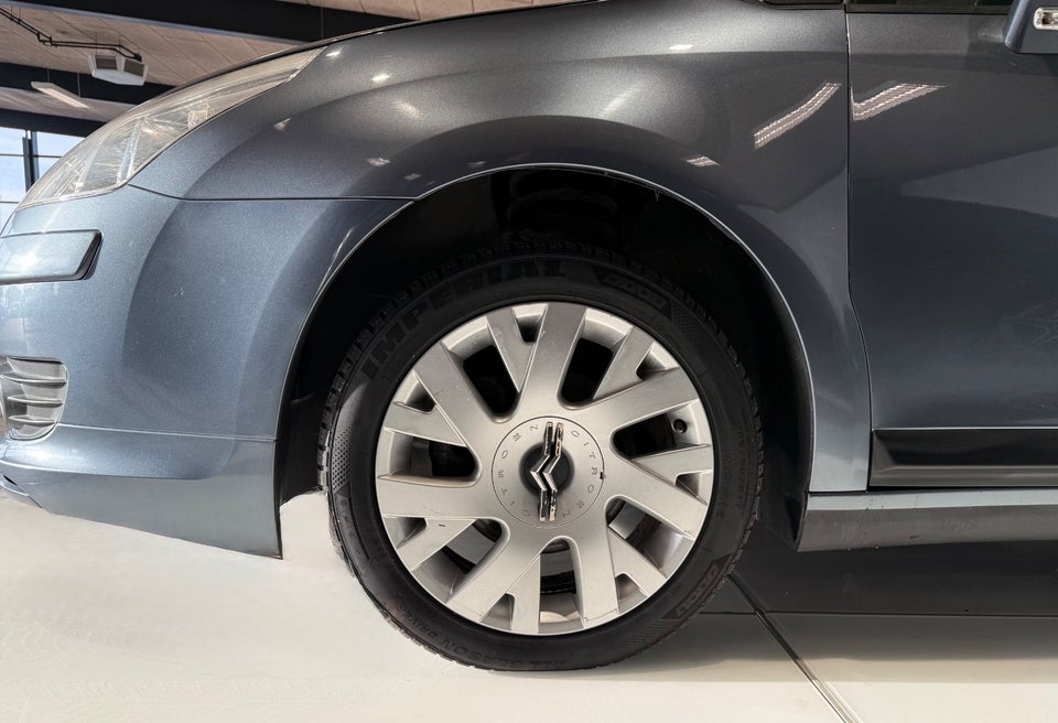 Citroën C4 2,0 16V Prestige 5d