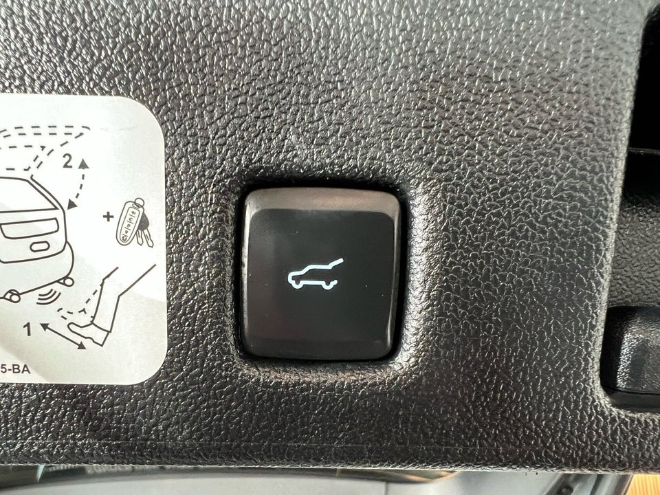 Ford Kuga 2,5 PHEV ST-Line X CVT 5d