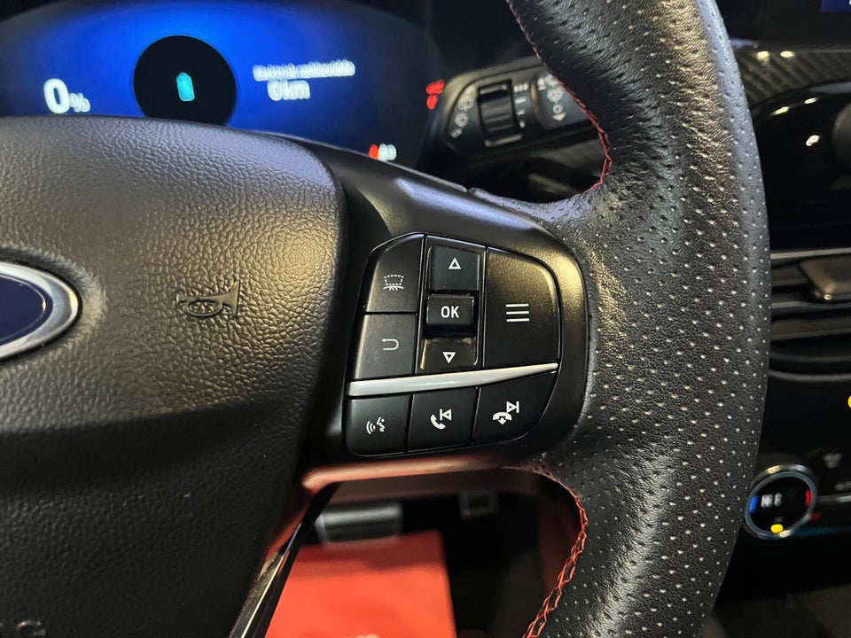 Ford Kuga 2,5 PHEV ST-Line X CVT 5d