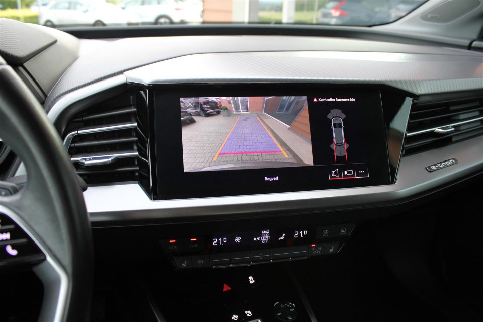 Audi Q4 e-tron 40 S-line 5d