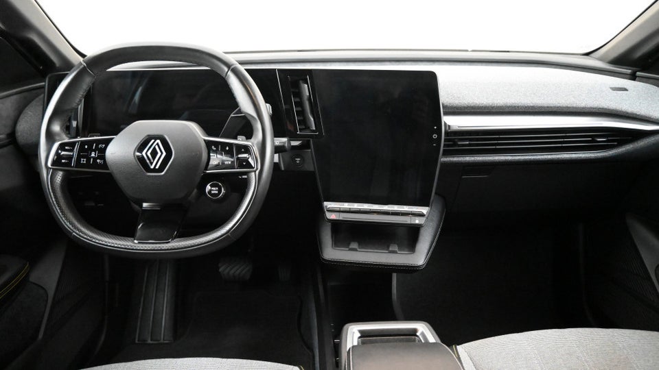 Renault Megane E-Tech 60 Techno 5d