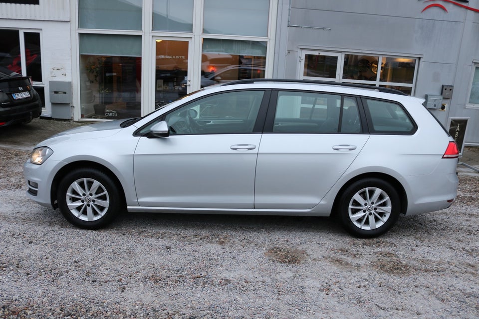 VW Golf VII 1,4 TSi 122 Comfortline Variant BMT 5d