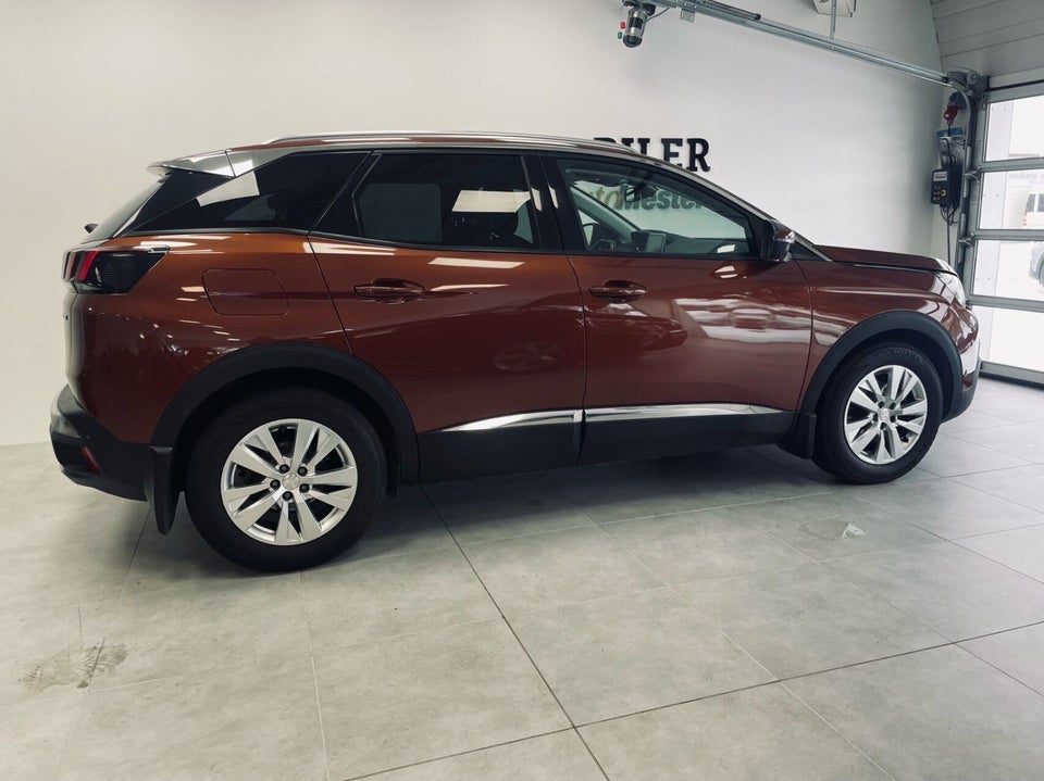 Peugeot 3008 1,2 e-THP 130 Allure EAT6 5d