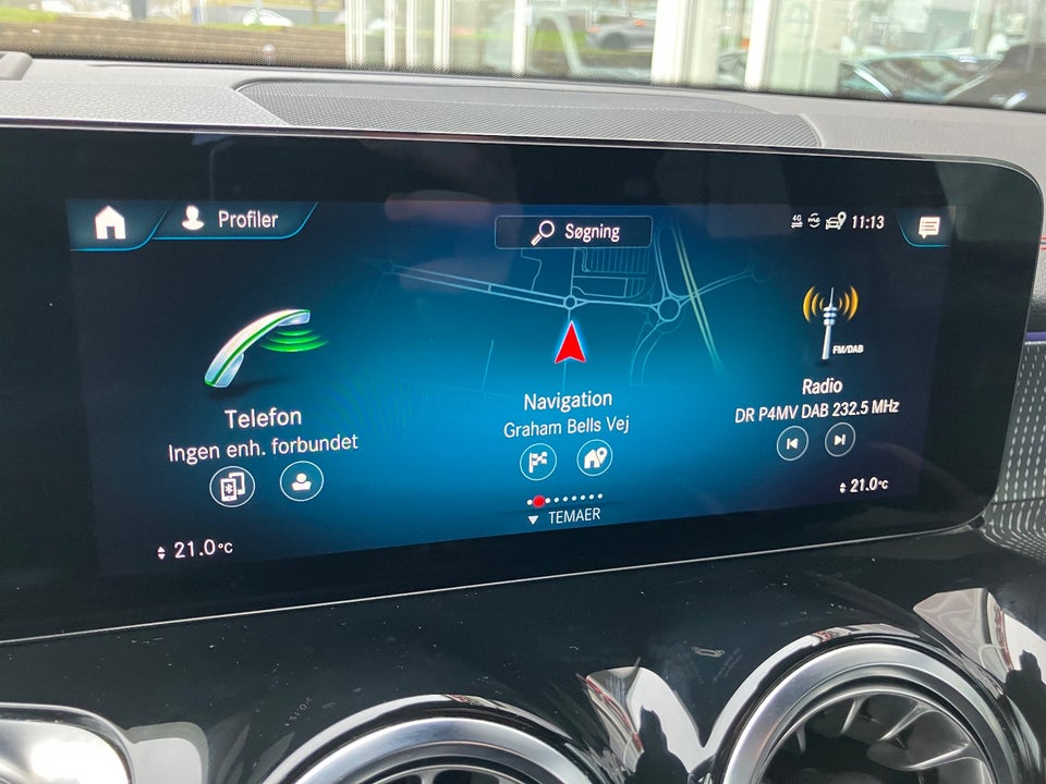 Mercedes EQB250 AMG Line 5d