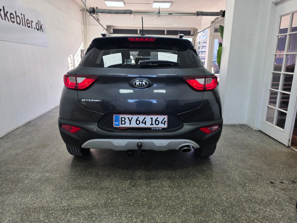 Kia Stonic 1,2 Attraction 5d