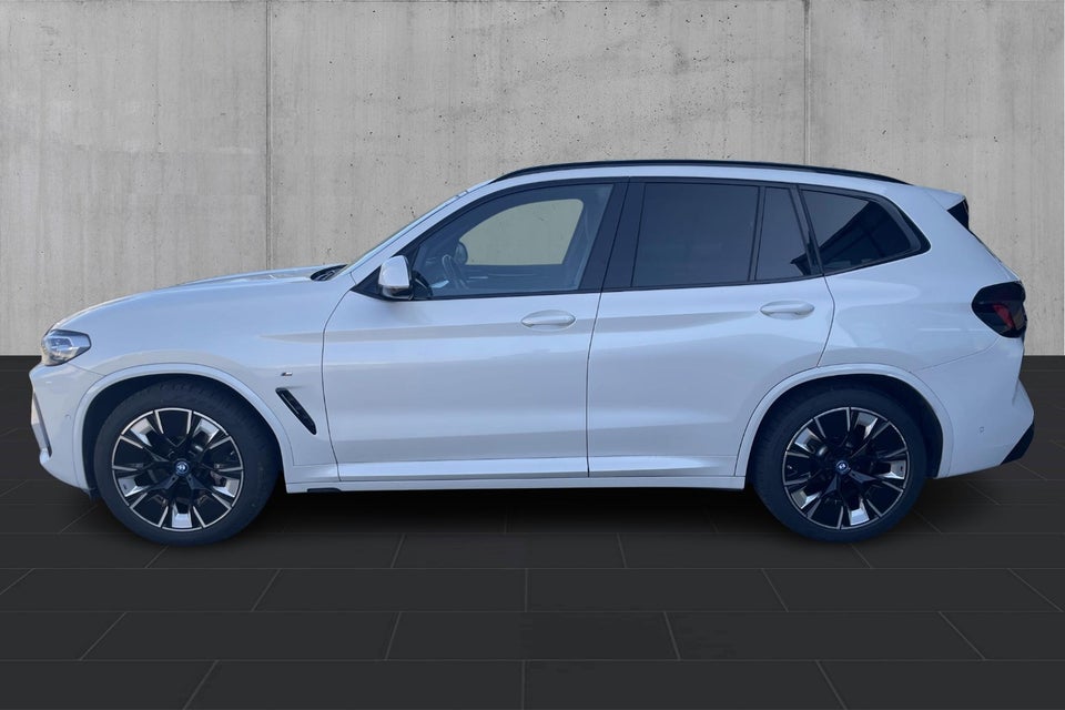 BMW iX3 Charged M-Sport 5d