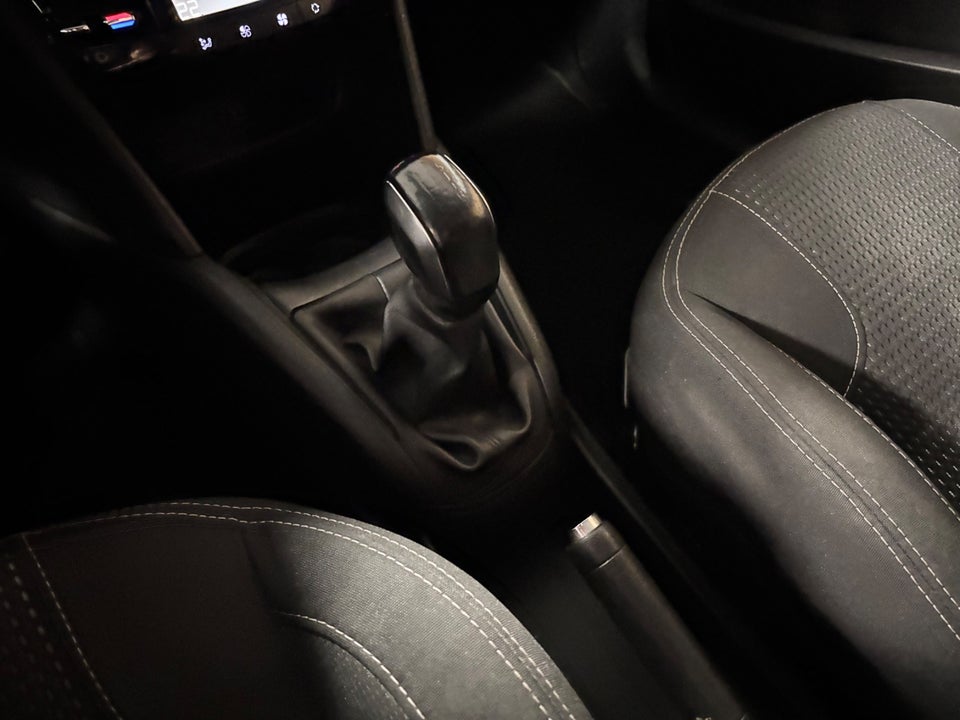Peugeot 208 1,6 BlueHDi 100 Desire 5d