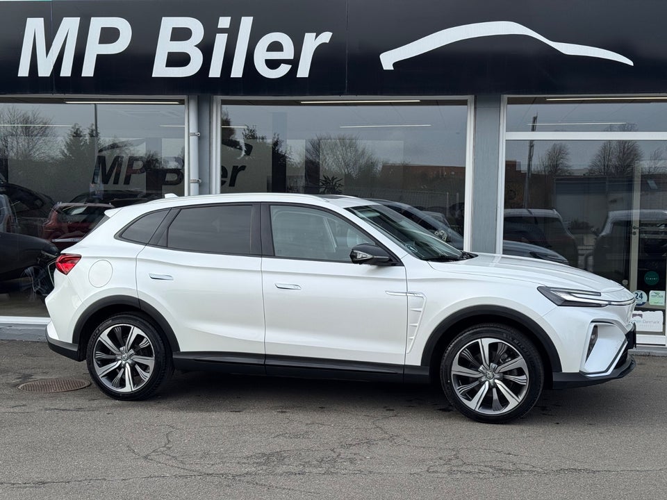 MG Marvel R Performance 5d