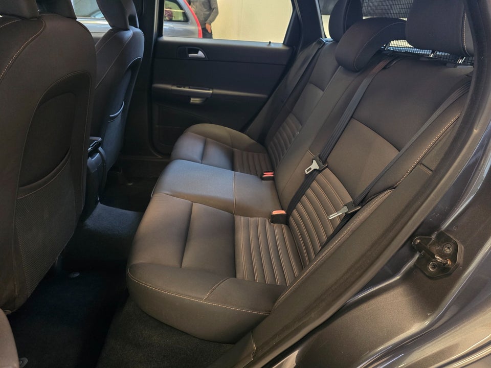 Volvo V50 1,6  5d