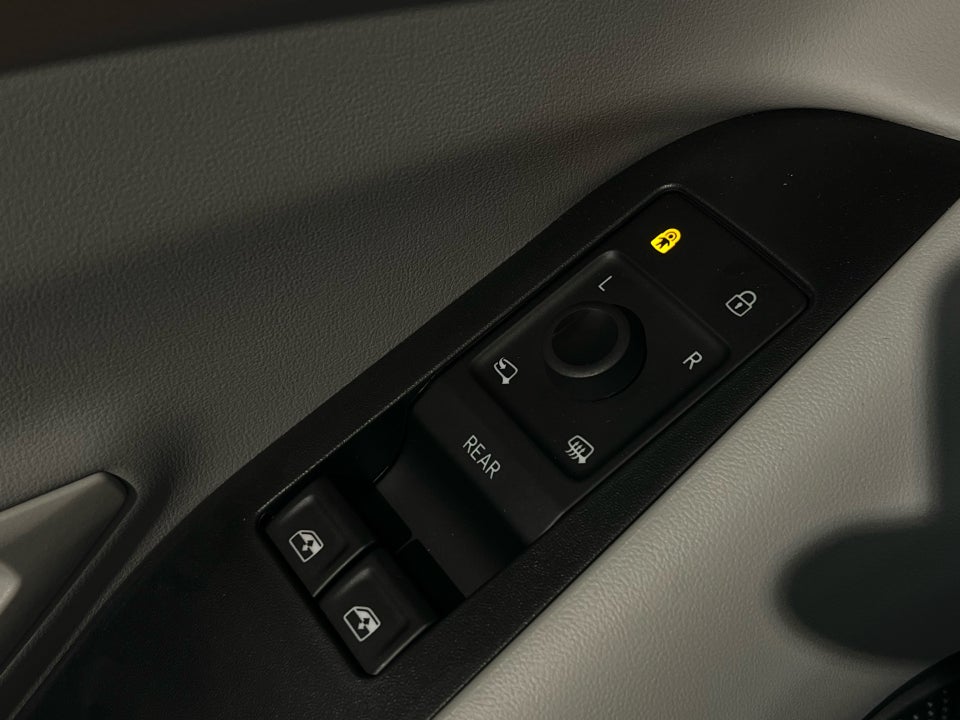 Ford Explorer 77 Premium Extended Range 5d