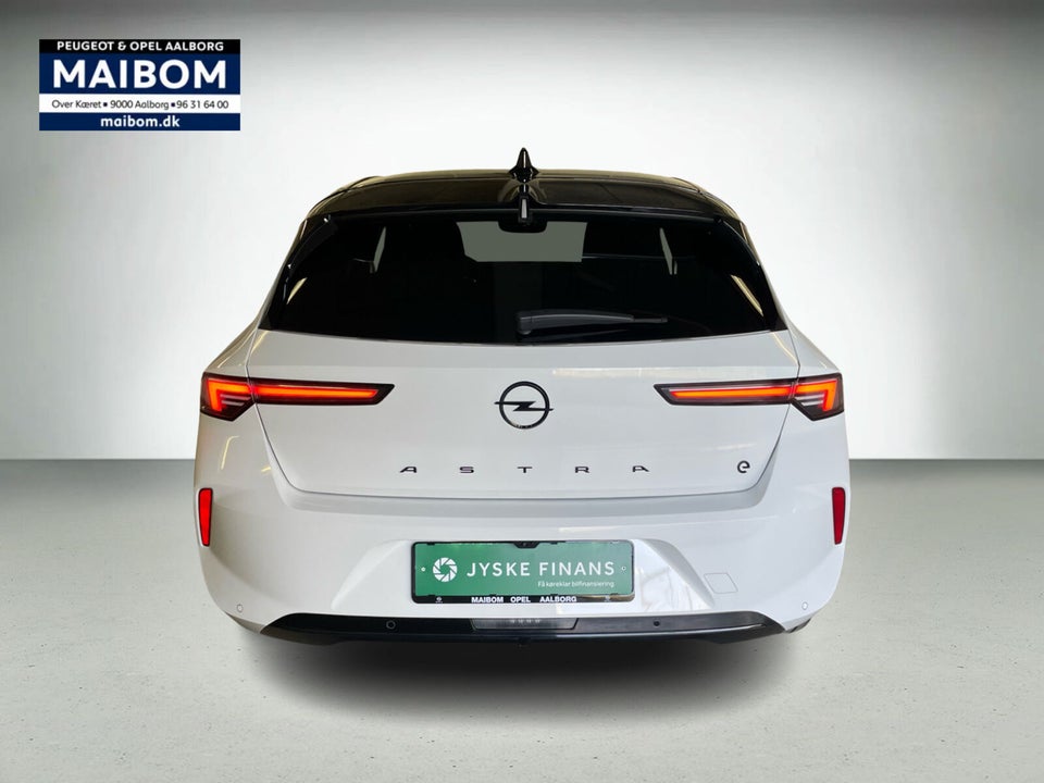 Opel Astra-e 54 Ultimate 5d