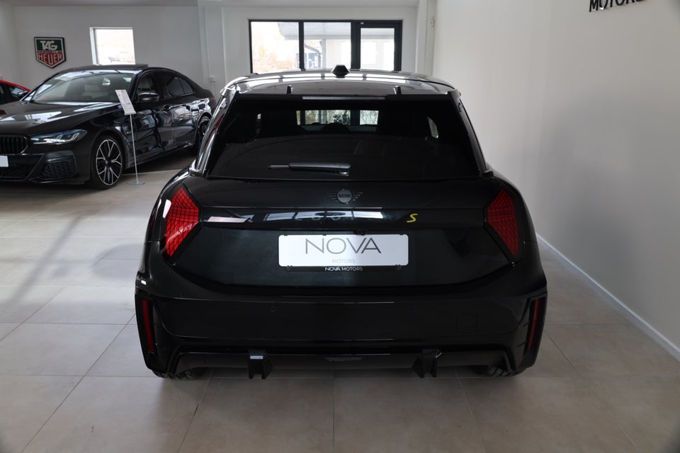 MINI Cooper SE JCW Trim XL 3d