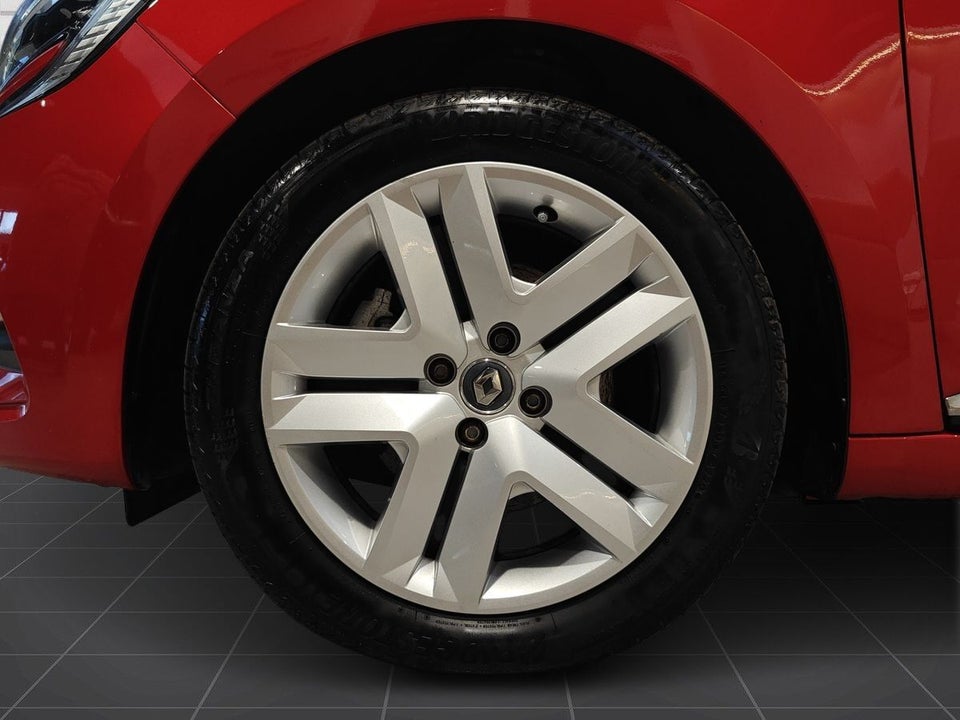 Renault Clio V 1,6 E-Tech Zen 5d