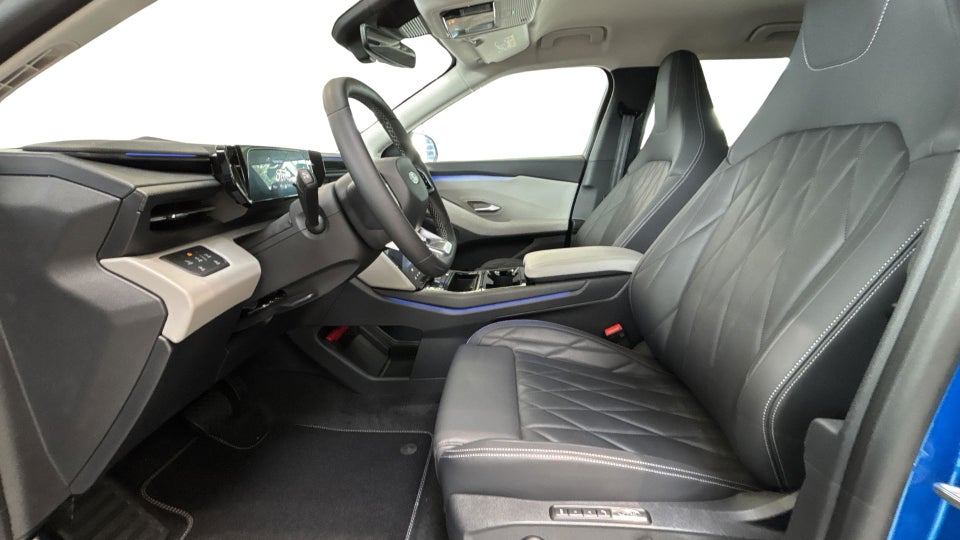 Ford Explorer 82 Premium Extended Range 5d