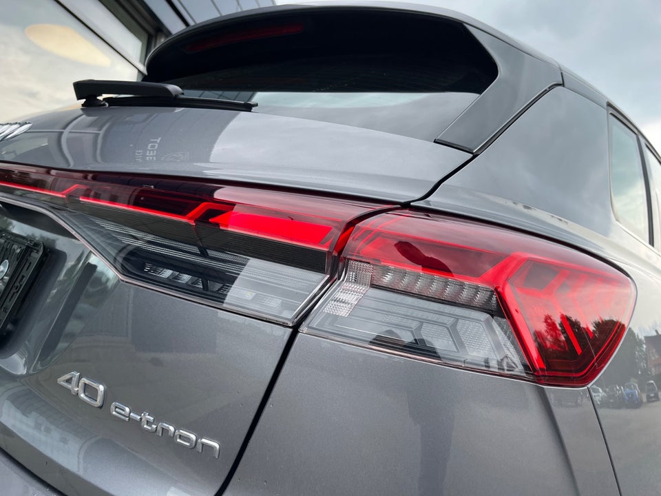 Audi Q4 e-tron 40 Attitude 5d