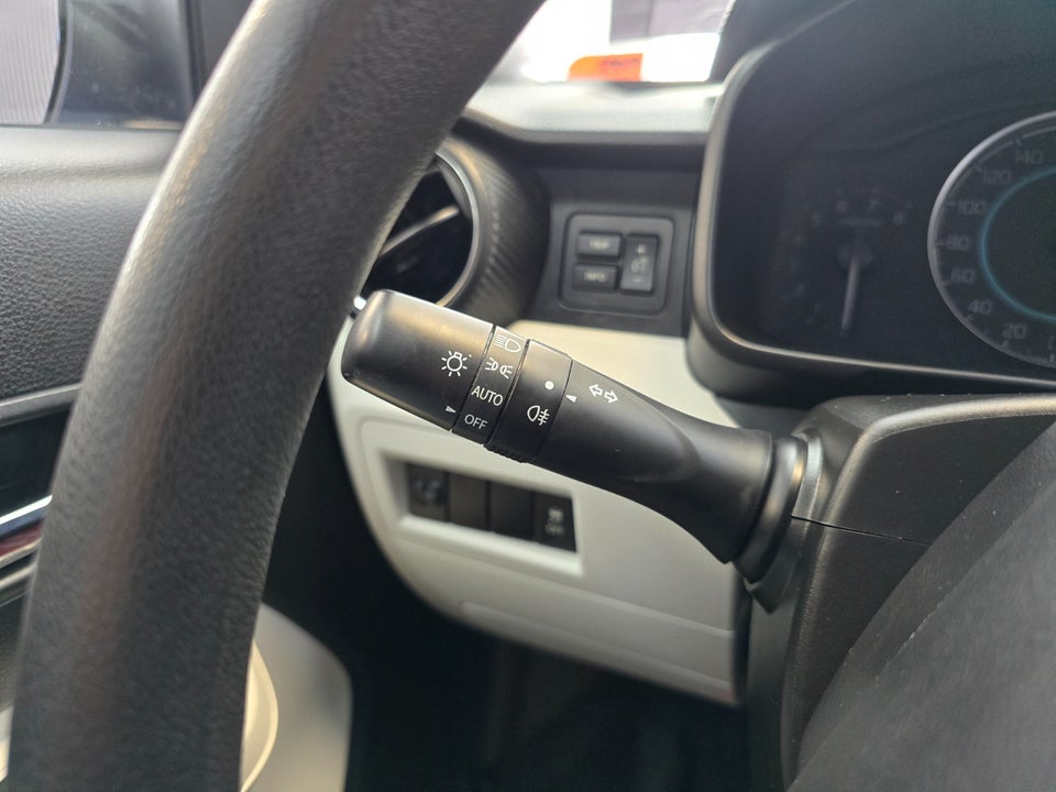 Suzuki Swift 1,2 Dualjet Action KUP 5d