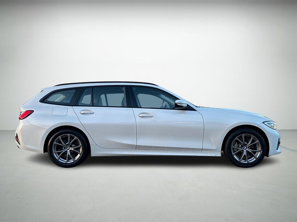 BMW 330e 2,0 Touring Sport Line aut. 5d