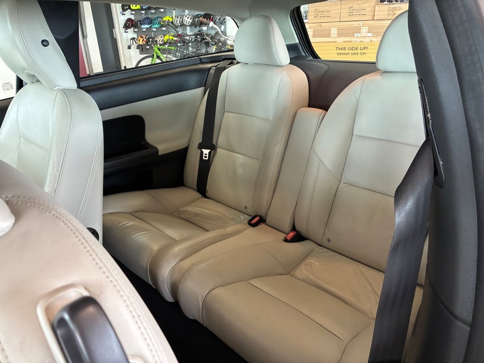 Volvo C30 1,6 D2 115 3d