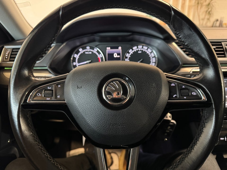 Skoda Superb 1,4 TSi 150 Style Combi DSG 5d