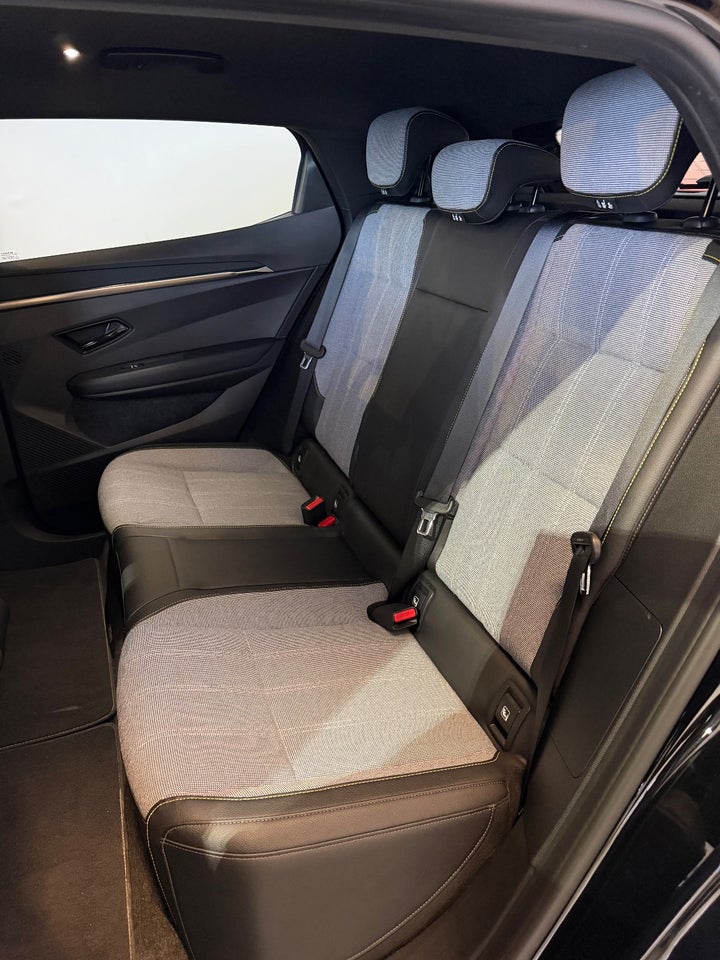 Renault Megane E-Tech 60 Techno 5d