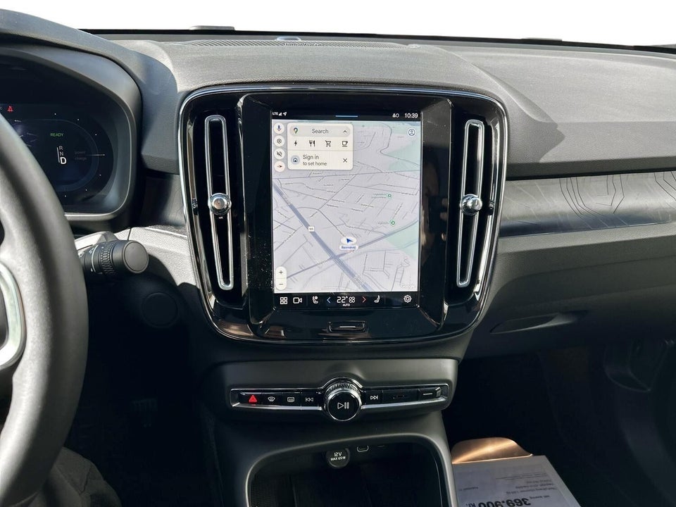 Volvo EC40 Extended Range Black Edition 5d