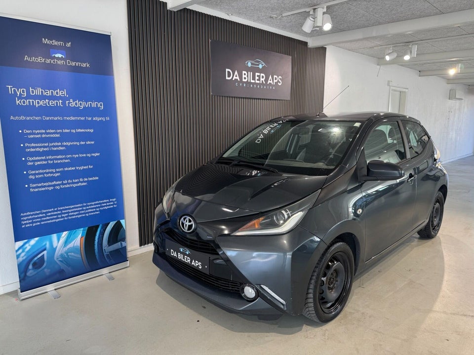 Toyota Aygo 1,0 VVT-i x-press 5d