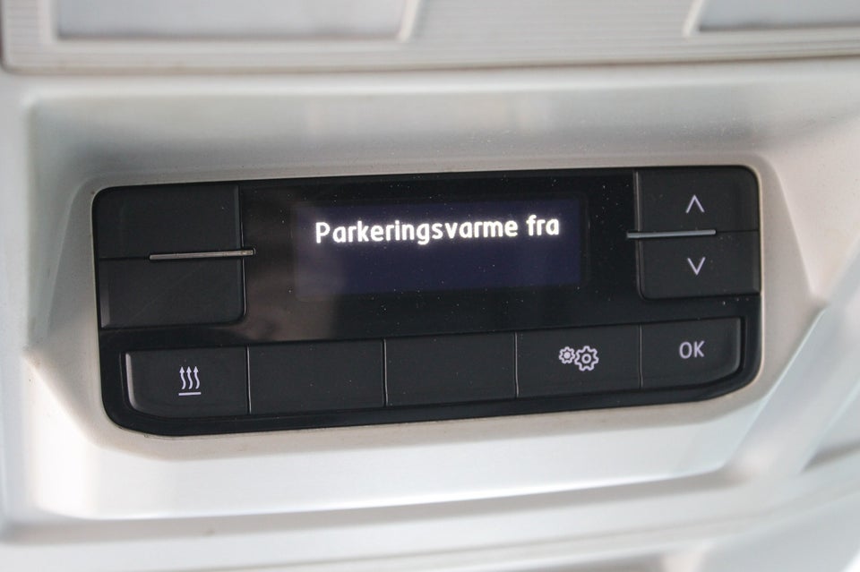 VW Crafter 30 2,0 TDi 177 Kassevogn L3H2 aut. 4Motion