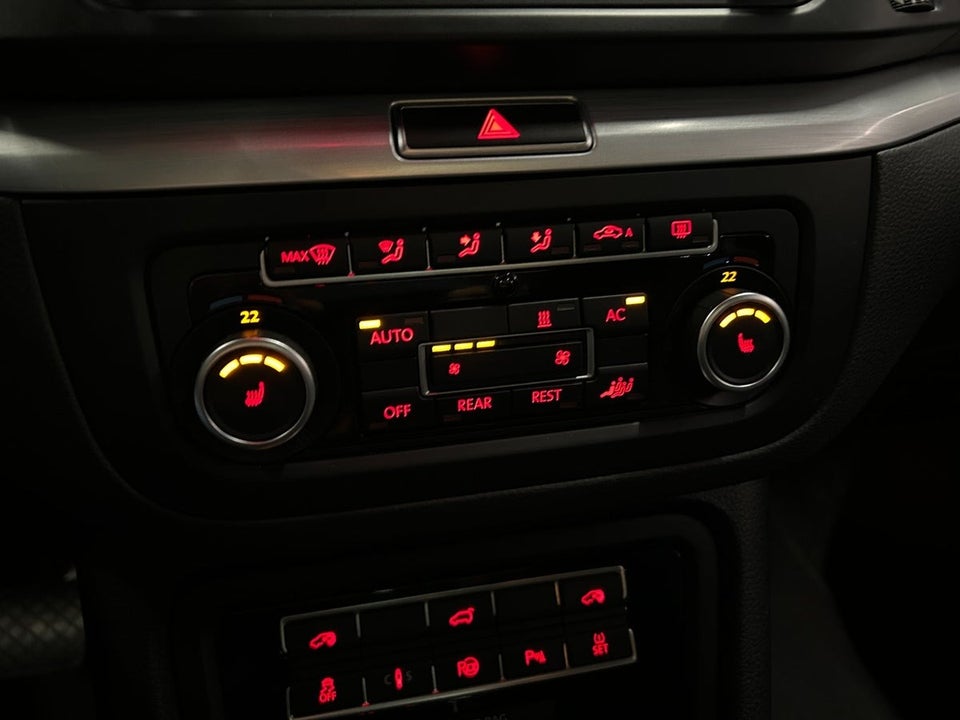 VW Sharan 2,0 TSi 200 Highline DSG BMT 5d