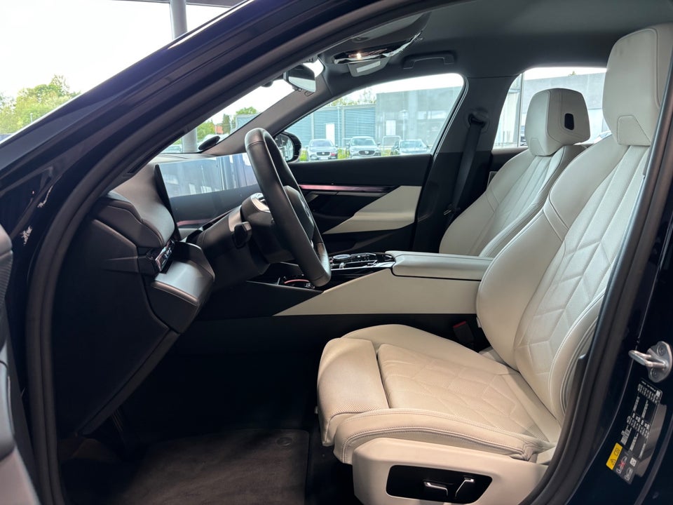BMW i5 eDrive40 Sport Line 4d