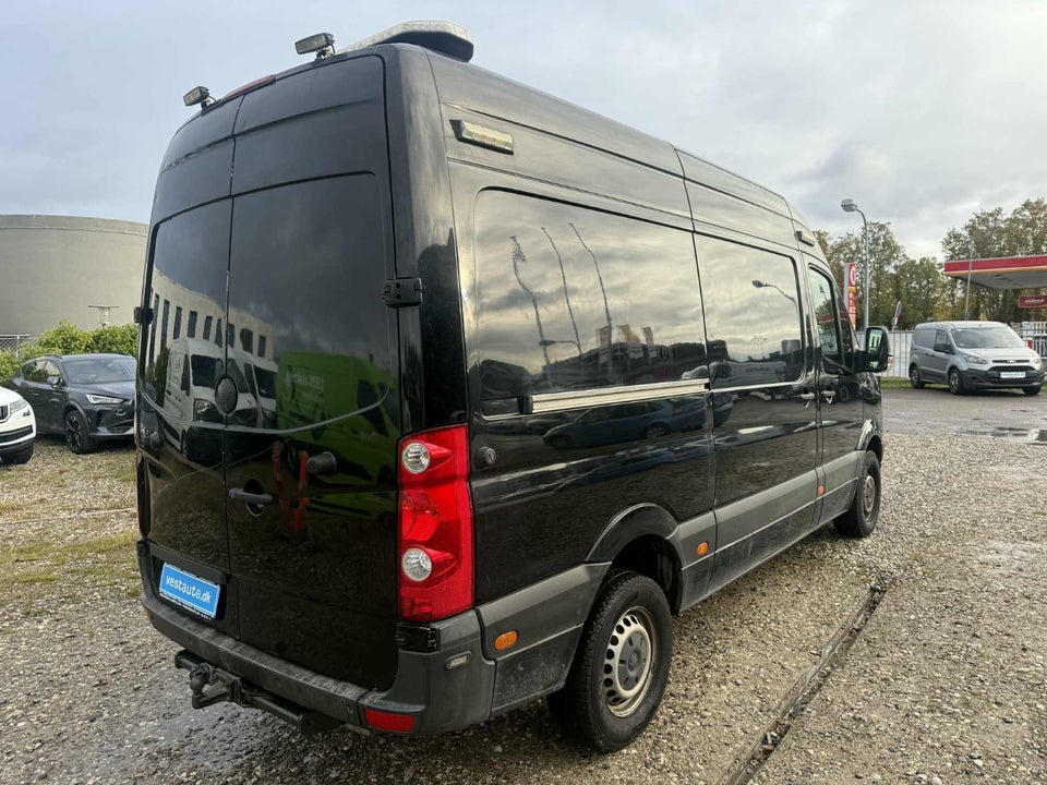 VW Crafter 2,0 TDi 163 Kassevogn M