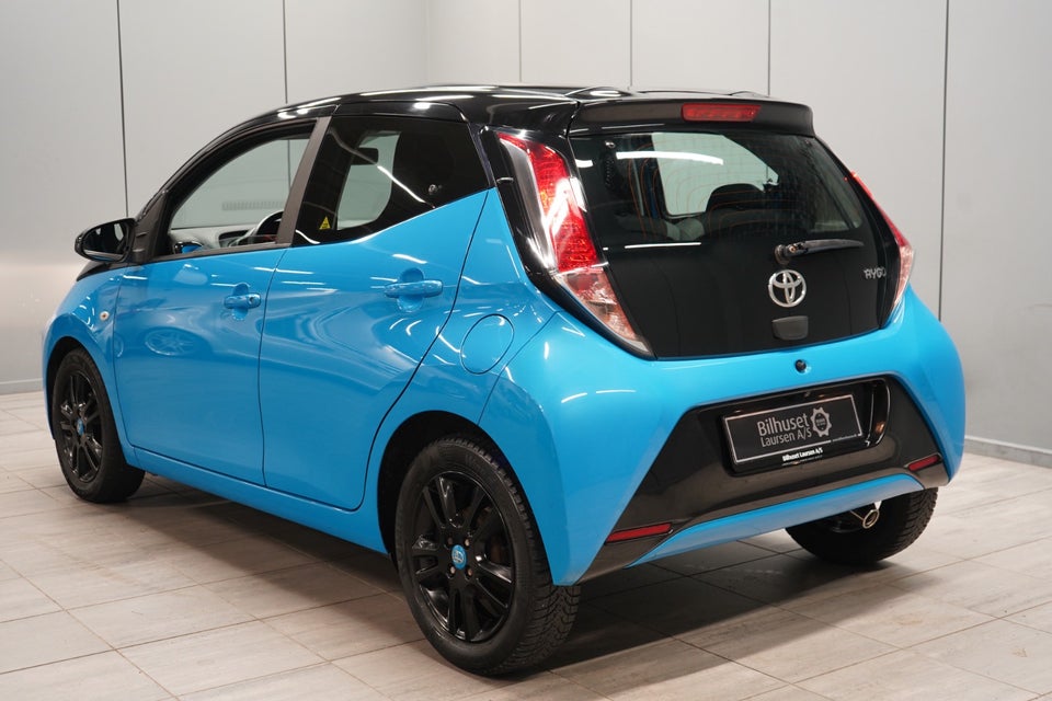 Toyota Aygo 1,0 VVT-i x-cite 5d