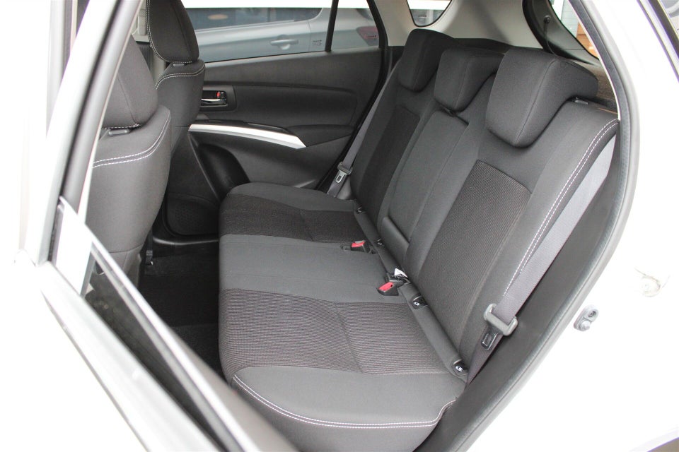 Suzuki S-Cross 1,4 mHybrid Active aut. 5d