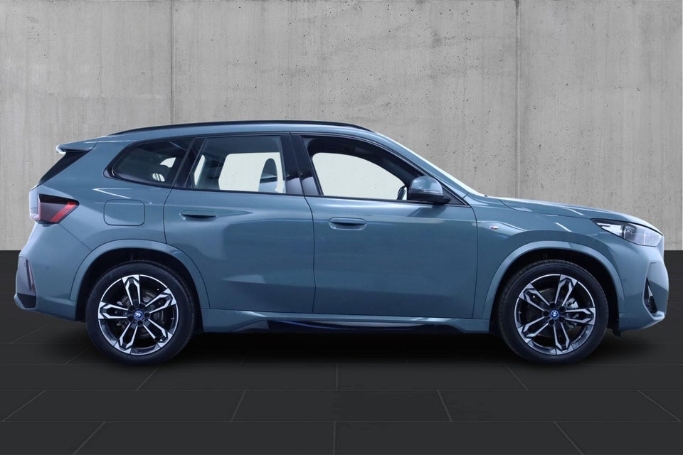 BMW iX1 eDrive20 M-Sport 5d
